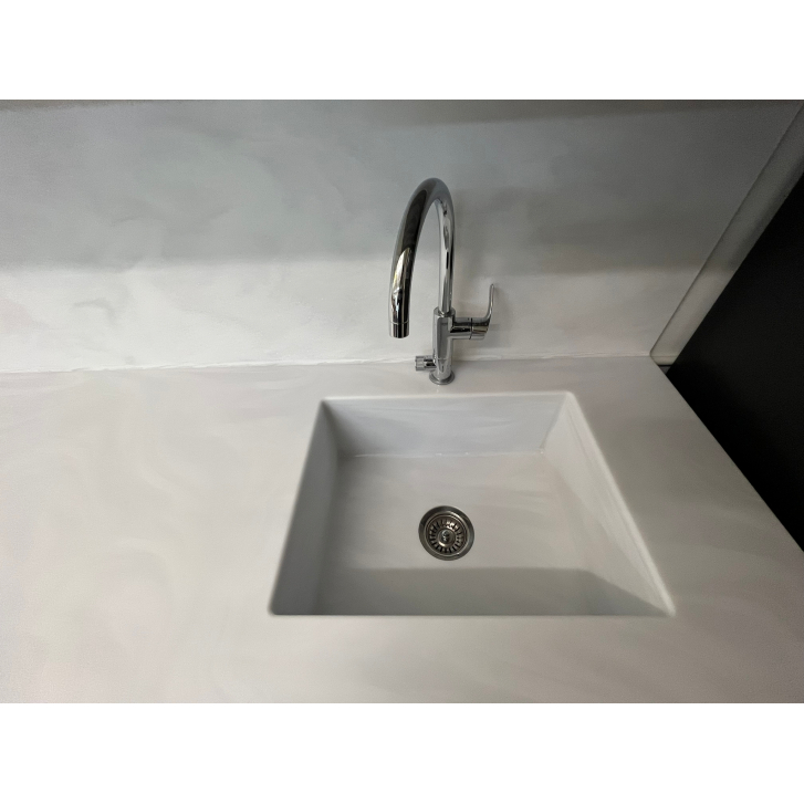TAILOR-MADE SINK With Staron color VS324 Table Countertop 檯面與星盤同色一體盤